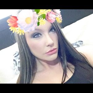 Meet your Posher, Whitney