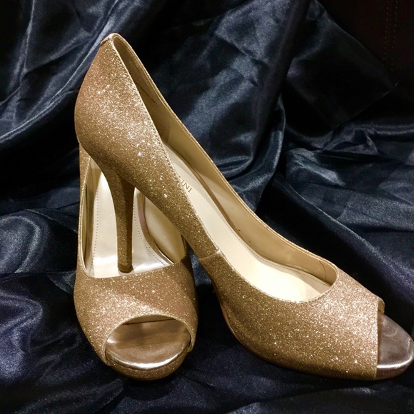 Enzo Angiolini Shoes - Enzo Angiolini sparkly light gold shoes 8 1/2 M