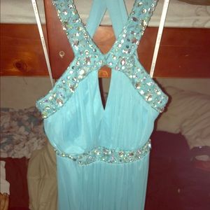 Prom / wedding (long) dress never worn