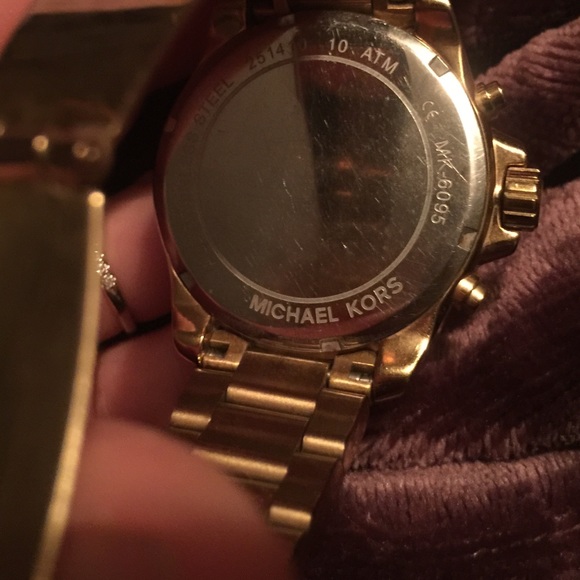 Gold MK6095 - Picture 2 of 4