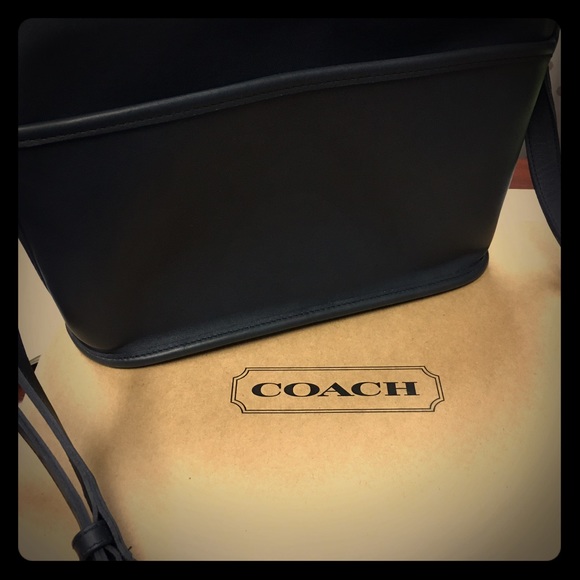Coach purse - navy, Oliver style