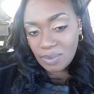 Meet your Posher, Kendra