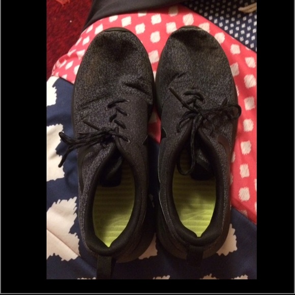 rosche nike shoes