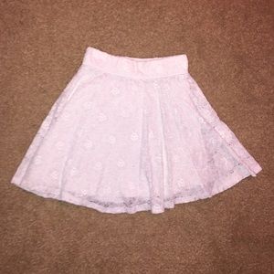 white lace skirt!!
