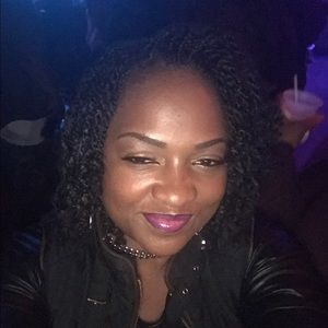 Meet your Posher, Jasmine