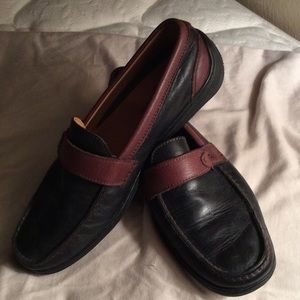 🎄Brown and Black leather loafer🎄