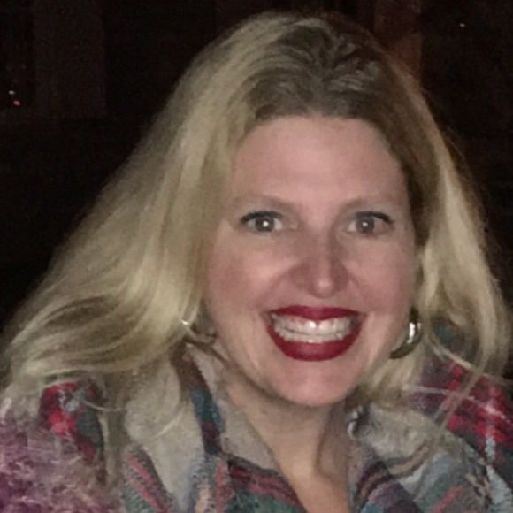 Meet your Posher, Angie - Picture 1 of 1