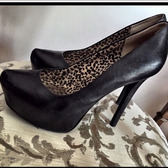 Jessica Simpson Shoes - Jessica Simpson Leather Platform Pumps