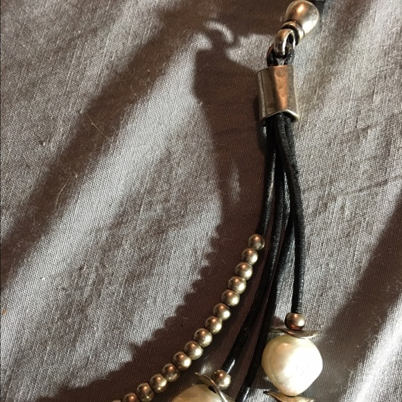 Handmade πHOST PICKπLeather/Pearl/Silver neck - Picture 4 of 4