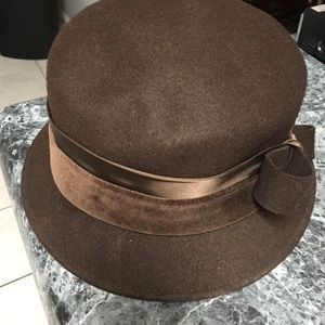 Ladies hat 🎩 SOLD 🚫🚫🚫