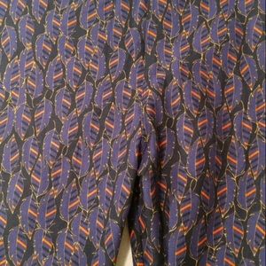 Lularoe feathers leggings
