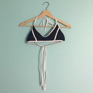 Xhilaration black & white swimsuit bikini top