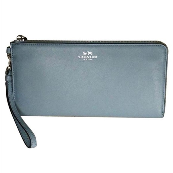 Coach Handbags - SOLD Coach wallet! BRAND NEW💕