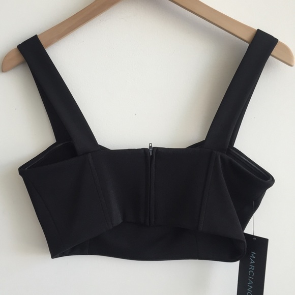 ✨SOLD✨ Marciano Black Bustier Crop Gold Plate Top - Picture 3 of 4