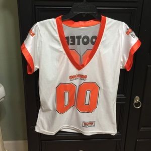 Hooters jersey
