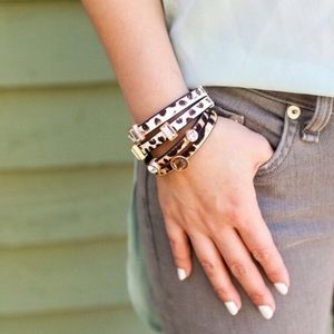 ALMOST SOLD OUT 💎Printed and Crystal Bracelet 💎