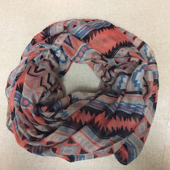 Infinity Scarf! - Picture 1 of 2