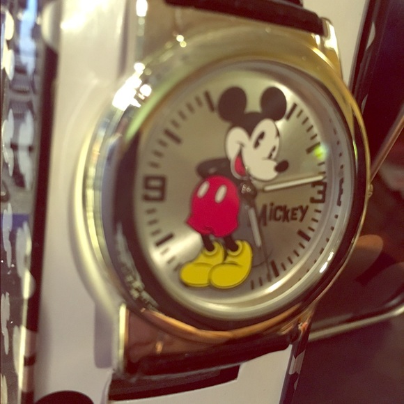 Disney Quartz Mickey Mouse Watch