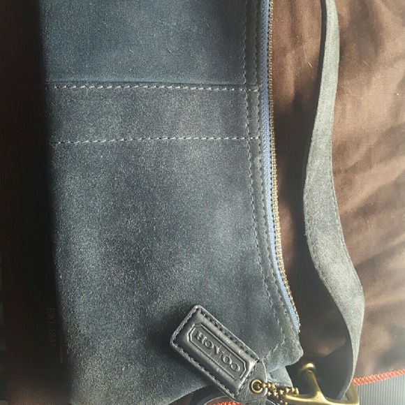 Small shoulder bag