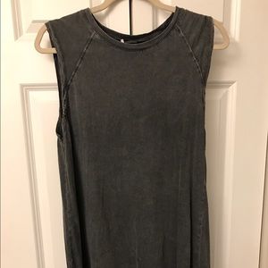 T-Shirt dress- URBAN OUTFITTERS