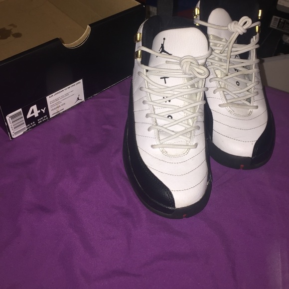 Air Jordan 12 Retro "Taxi" (GS) 4y
