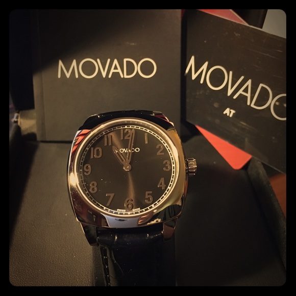 Movado Circa Men's Quartz Swiss Watch