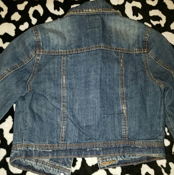 Jean jacket. - Picture 2 of 3