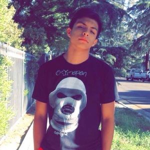 Meet your Posher, Aaron