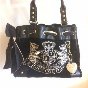Juicy Couture Classic daydreamer handbag