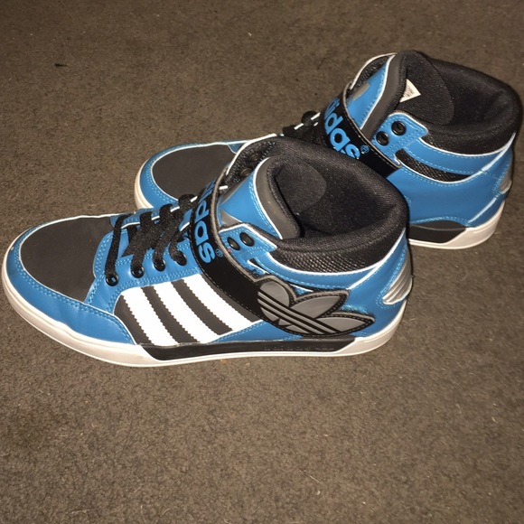 Adidas Hightops! - Picture 1 of 4