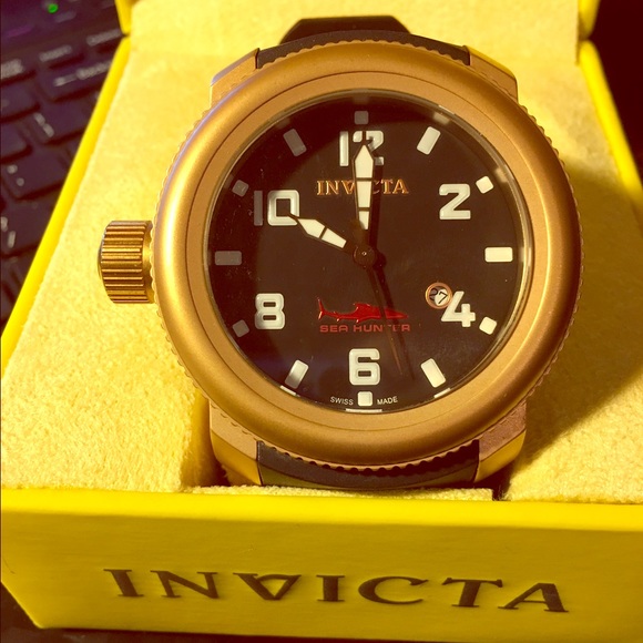 Invicta Sea Hunter Black Dial Rubber watch - Picture 1 of 4