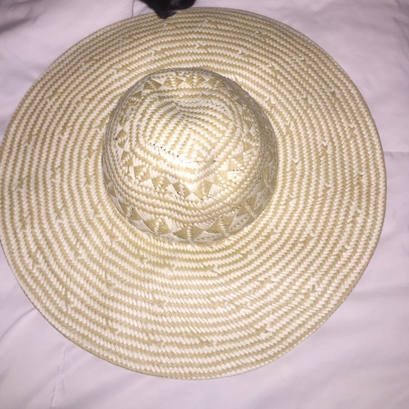 beach hat from francesca's