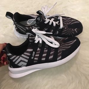 Zebra adidas shoes