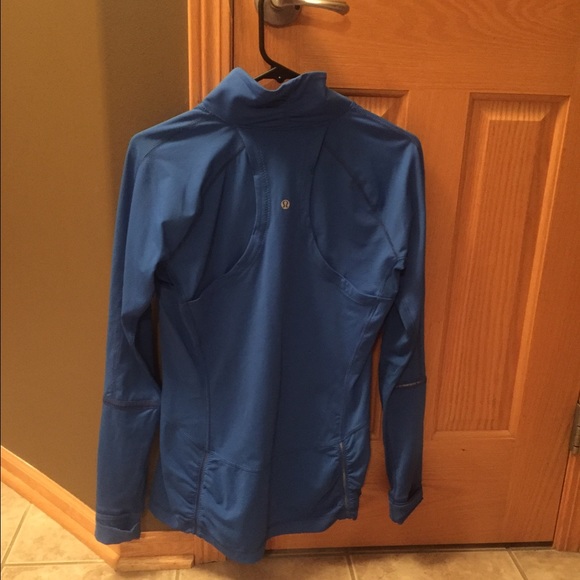 Lululemon Halfzip - Picture 2 of 3