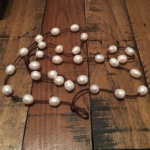 Pearl Necklace w Leather Cord