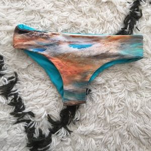 San Lorenzo size small Brazilian bikini bottoms