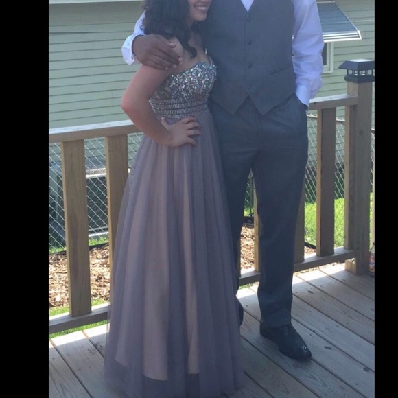 BEAUTIFUL PROM DRESS ***OBO****