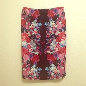 Floral print pencil skirt