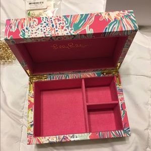 Lilly Pulitzer GTW jewelry box