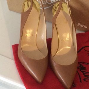 Christian Louboutin  Twistochat  Slingback Pumps.
