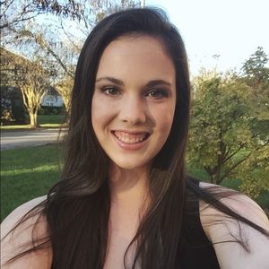 Meet your Posher, Casey