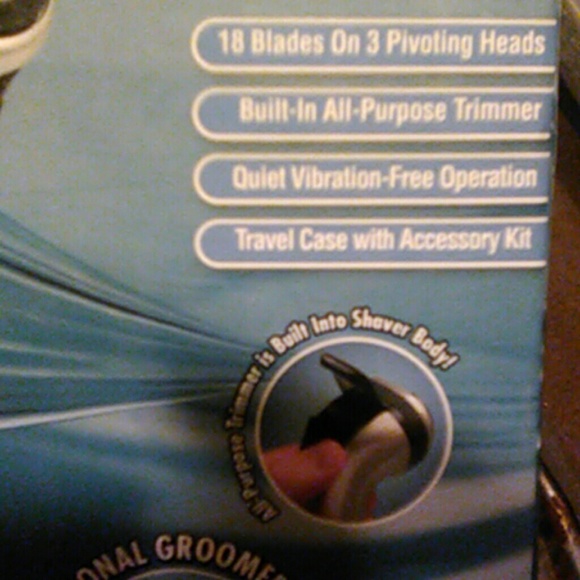 Emerson Shaving Kit - Picture 2 of 4