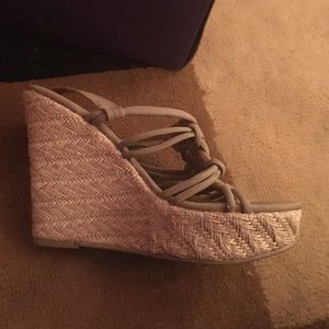 Mia wedges