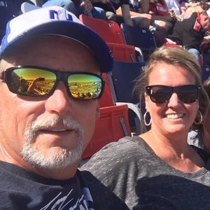 Meet your Posher, Angie