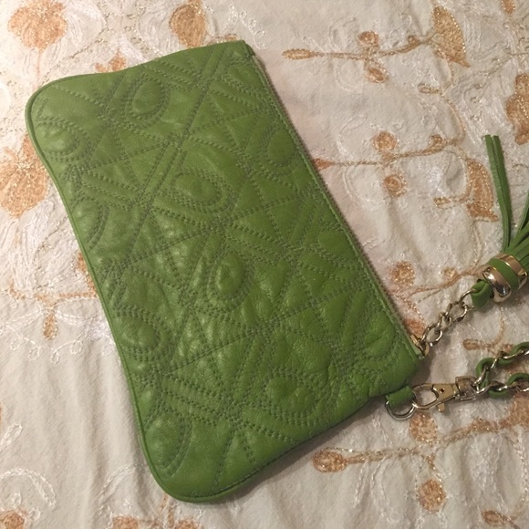 Bebe - Picture 4 of 4