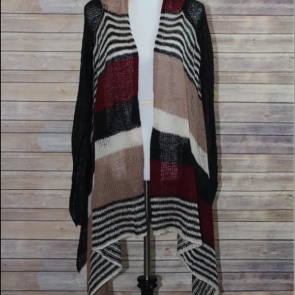 Open Front Cascading Cardigan. - Picture 2 of 3