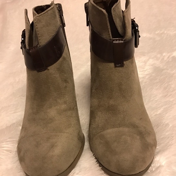 Carlos Santana booties