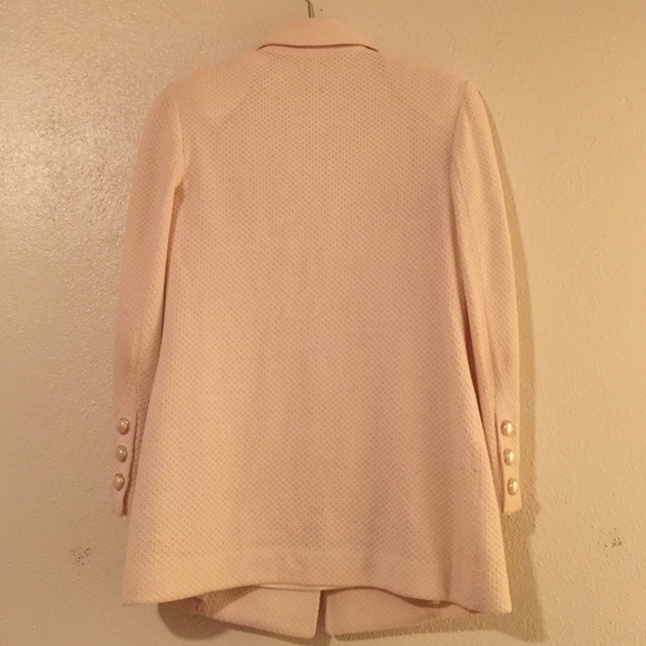 St. John Couture Off White Jacket w/ Pearl Buttons - Picture 3 of 4