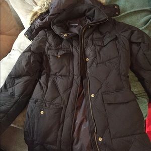 Girl's winter coat with hood