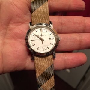Burberry woman check watch